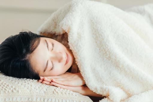 寝方を変えればいびき対策になる？いびき対策のための正しい寝方
